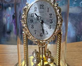 Vtg Benchmark Large Quartz Clock Battery Operated	11.5in H 		110053
