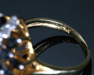 14kt Gold Diamond & Sapphire Butterfly Cluster Ring SZ: 6 14k	Size: 6 Centerpiece: 22x20mm	6.97 grams 	970107
