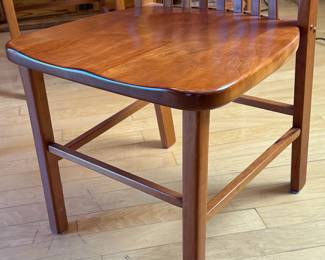 4pc Amish Shaker Cherry Wood Slat Back Side Chairs 	41.5x18.5x23in		104035
