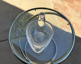 Steuben Glass 8086 Pear Shaped Scroll Handle Sauce Boat Lloyd Atkins Gravy Boat	3.75x7x4.5in		130017
