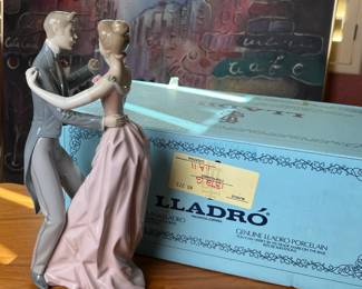 Lladro 1372 Anniversary Dance Porcelain Figurine Dancing couple W/ Original Box  Baile Aniversario	12in H 		110049

