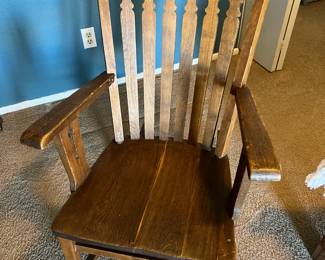 Antique Oak Craftsman Rocking Chair	36 x 25 x 34in sitting height 16		106013
