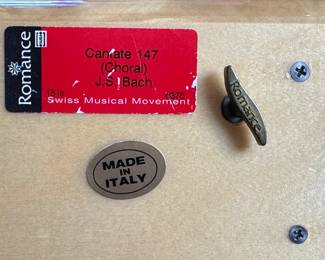 Italian/Swiss Inlay Jewelry Music Box Birdseye Maple 	2.75x6.5x4in		104046
