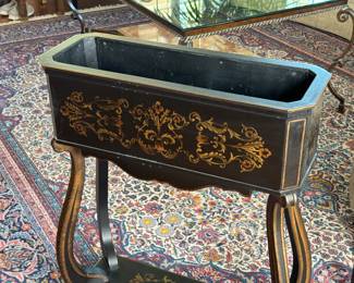 The Bombay Company Decorative Wood Planter Plant Stand	34.25x25x9.25in		117005
