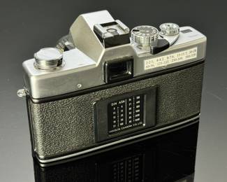 Minolta SRT201 Vintage 35mm SLR Camera w/ 50mm 1.7 Lens SRT-201	3.75x5.75x3.5in	1lbs 14.5 oz	970020
