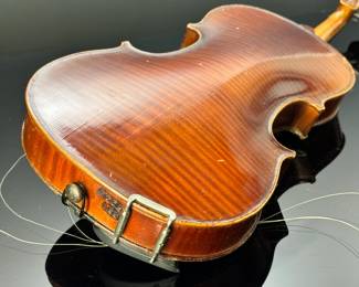 Vintage Violin Antonius Stradivarius Cremonensis Czechoslovakia in Case 	Violin: 22.5in Long x7.75in Wide Case: 5x9.5x31in	4lbs 3.5oz	970105
