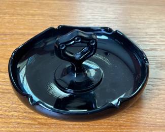 L.E. Smith Clean Black Amethyst Ash Tray/Candy Tray	5.75 x 5.75 2.5in		110012
