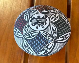 Diane Lewis Acoma Pueblo Seed Pot Native American Pottery Butterfly  	1.5in h x 2.625in Diameter 		104005
