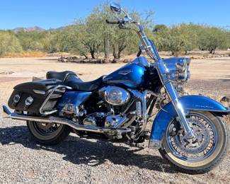 2006 Harley Davidson Road King Classic FLHRCI Motorcycle 			970110