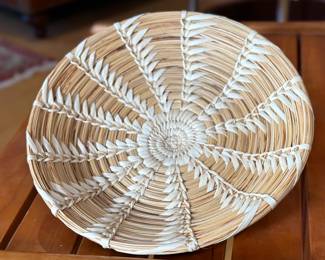 8in Tohono O'odham Papago Shallow Bowl Basket Native American 	1.5in H x 8.25in Diameter 		104009
