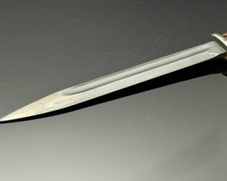 Vintage German WWII Jos. Corts Bayonet K98 bayonet & Scabbard JOS K-98	Bayonet: 15 1/8in Long Blade: 9 7/8in Long in scabbard: 16.5in Long 	10lbs 8 oz	970016
