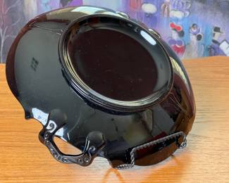 LE Smith Glass Black Amethyst Glass With Silver Floral 1930’s Depression Glass Round Handled Plate	10.5 x 10 x 3in		110008
