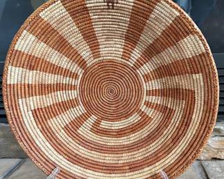 Southwest Hand Made Basket Man in Maze	4.5in H x 15.25in Diameter 		107037
