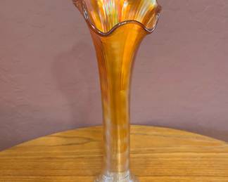 Imperial Marigold Carnival Glass 11in Vase	11x4x4	1lb	108004
