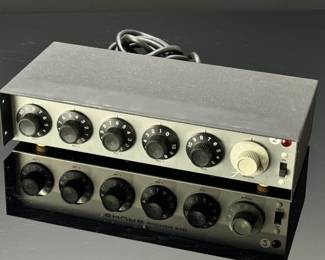 Shure Microphone Mixer M68FC Vintage Mic Mixer	2.75x11.375x5.25in	3lbs 12 oz 	970030
