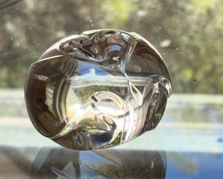 Steuben Glass Turtle Dove Paperweight No. 8397 Love Object Bernard X. Wolff  Heart Love Birds Signed	2x3x2.5in		130001
