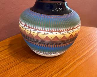 Navajo Pottery Artist Signed by Ella Morgan 	6x8x8	2lbs	108012
