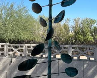 Large 7ft 8in Lyman Whitaker Double Helix Horizontal Kinetic Wind Sculpture	93 x 26 x 10 base: 18 diameter		104020

