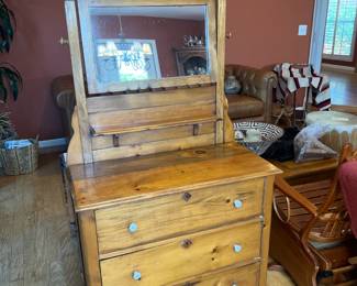 Antique Pearwood Dresser With Mirror	72x36x17.5in		106003
