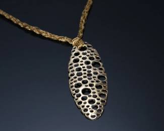 14kt Gold Soft Gold Mesh Necklace w/ Elliptical Pendant 14k Italy Multi strand 	Necklace 17in Long  Pendant 54.5x19mm	5.25 grams 	970106
