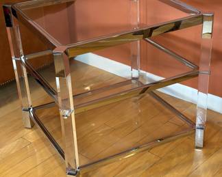 Contemporary Glass Chrome Acrylic Side Single 	24.25x24x26in		104034
