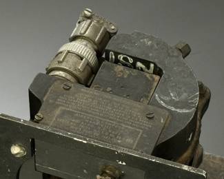 US Navy Aircraft Compass Mark VIII USN Bendix Pioneer 	4.5x4.75x3.75in	2lbs 1.5oz	970055
