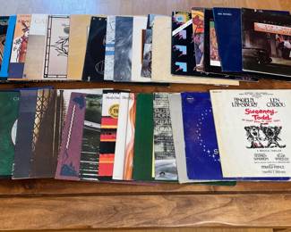 Lot of 32 Rock Records 	6x13x13		105020
