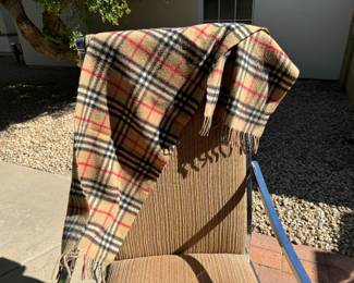 Burberry Cashmere Scarf Classic Check Beige	12 x 50in 		130006
