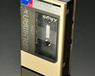 Vintage Sony Walkman WM-F8 WMF8 Cassette Tape AM/FM Stereo 	5.5x3.75x1.75in	12 oz	970022

