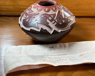 Sammy Naranjo Santa Clara Pueblo Pottery Native American Pot 	3.5in H x 5.75in Diameter 		107031
