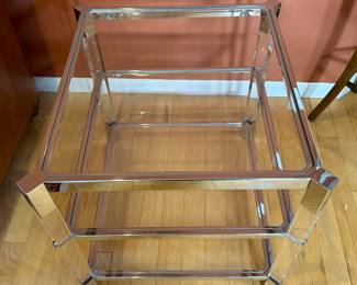 Contemporary Glass Chrome Acrylic Side Single 	24.25x24x26in		104034
