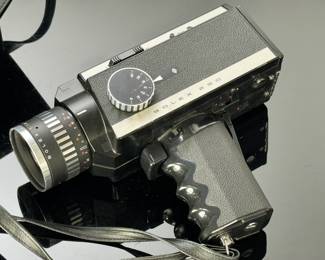 Bolex 250 Super 8 Film Camera 8mm in Case 	Case: 8.5x10.75x4in 	5lbs 2.5 oz	970091
