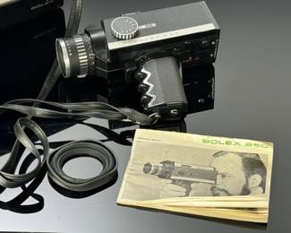 Bolex 250 Super 8 Film Camera 8mm in Case 	Case: 8.5x10.75x4in 	5lbs 2.5 oz	970091
