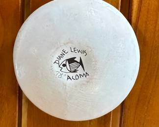 Diane Lewis Acoma Pueblo Seed Pot Native American Pottery Kokopelli 	1in h x 2.25in Diameter 		104006
