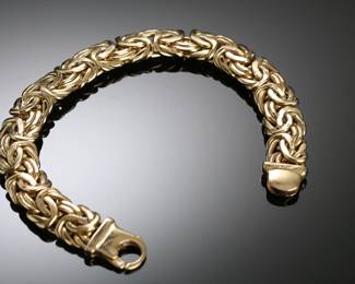 14kt Gold Italian Byzantine Bracelet 8in Signed RC R.C. 14k	8in Long 12mm Wide 	18.81 grams 	626001
