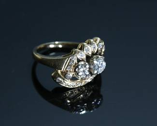 Antique Victorian 18K Yellow Gold Yellow Old Mine Diamonds Engagement Ring 5.75