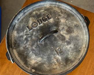 Lodge Cast Iron No. 12 Dutch Oven Footed	7in H x 12in Diameter 		104050
