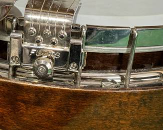 1940s Vintage Gibson RB-100 Banjo 5-String Resonator with Case 	Case: 5.25x15.5x40in	16.5lbs	970008