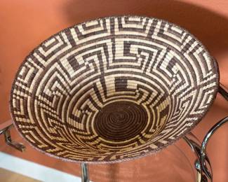 Southwest Style Maze Basket 	6.5x20.5in diameter 		104014
