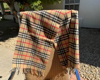 Burberry Cashmere Scarf Classic Check Beige	12 x 50in 		130006
