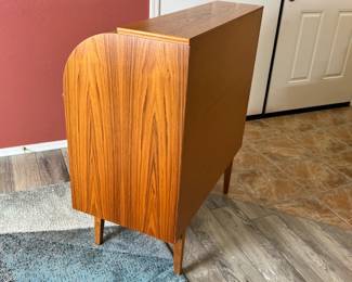 Vintage Egon Ostergaard Teak Cylinder Desk Roll Top MCM Scandinavian Modern Svensk Mobelindustri MSI		38.5x35.25x18.5in		110054
