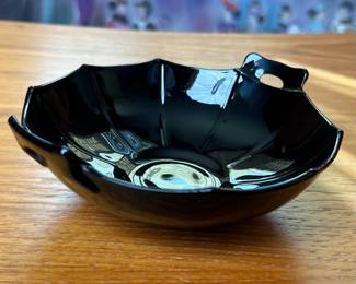 Vtg 1930s L.E. Smith Mount Pleasant Black Amethyst Umbrella Design Trinket dish	1.75x6x5.25in  		110019
