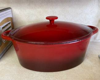 huge oval enameled cast iron dutch oven