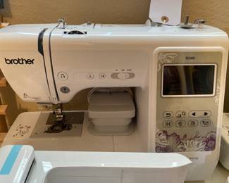 Brother SE600 embroidery and sewing machine