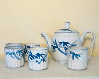 Sake/Tea Set, teapot w/cups, 6 piece set