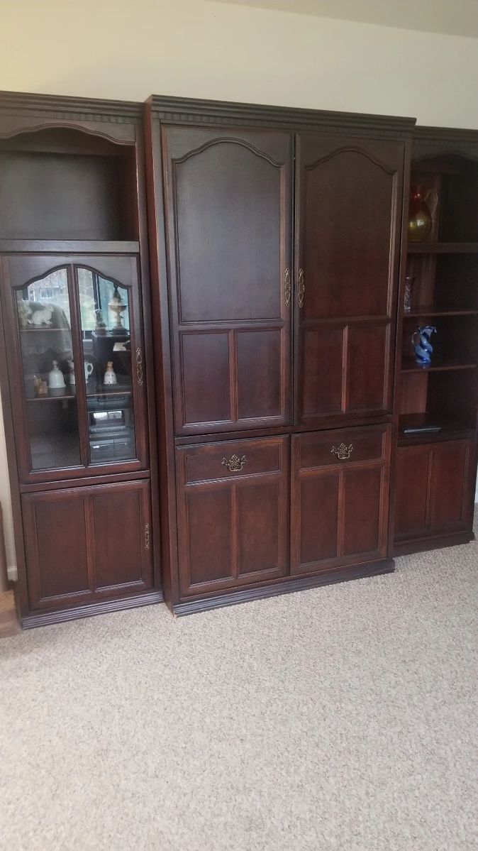 Wonderful Highland Estate Sale! in Highland Twp, MI starts on 11/17/2023