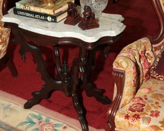 Victorian marble top side table - Walnut