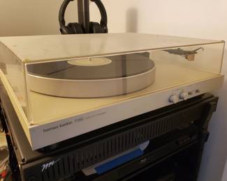 Harman/Kardon T35C Turntable