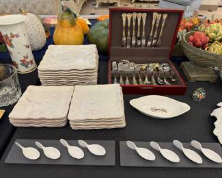 Maxcera Cora Blanca Bird dish set