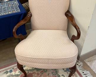 Excellent condition Queen Anne Chair